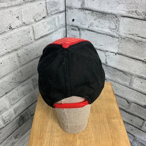 Cinch Snapback Adjustable Youth Trucker Hat - Picture 3 of 7